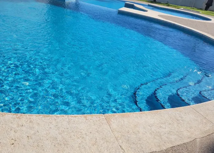 Apartman Con Piscina Cala en Bosch